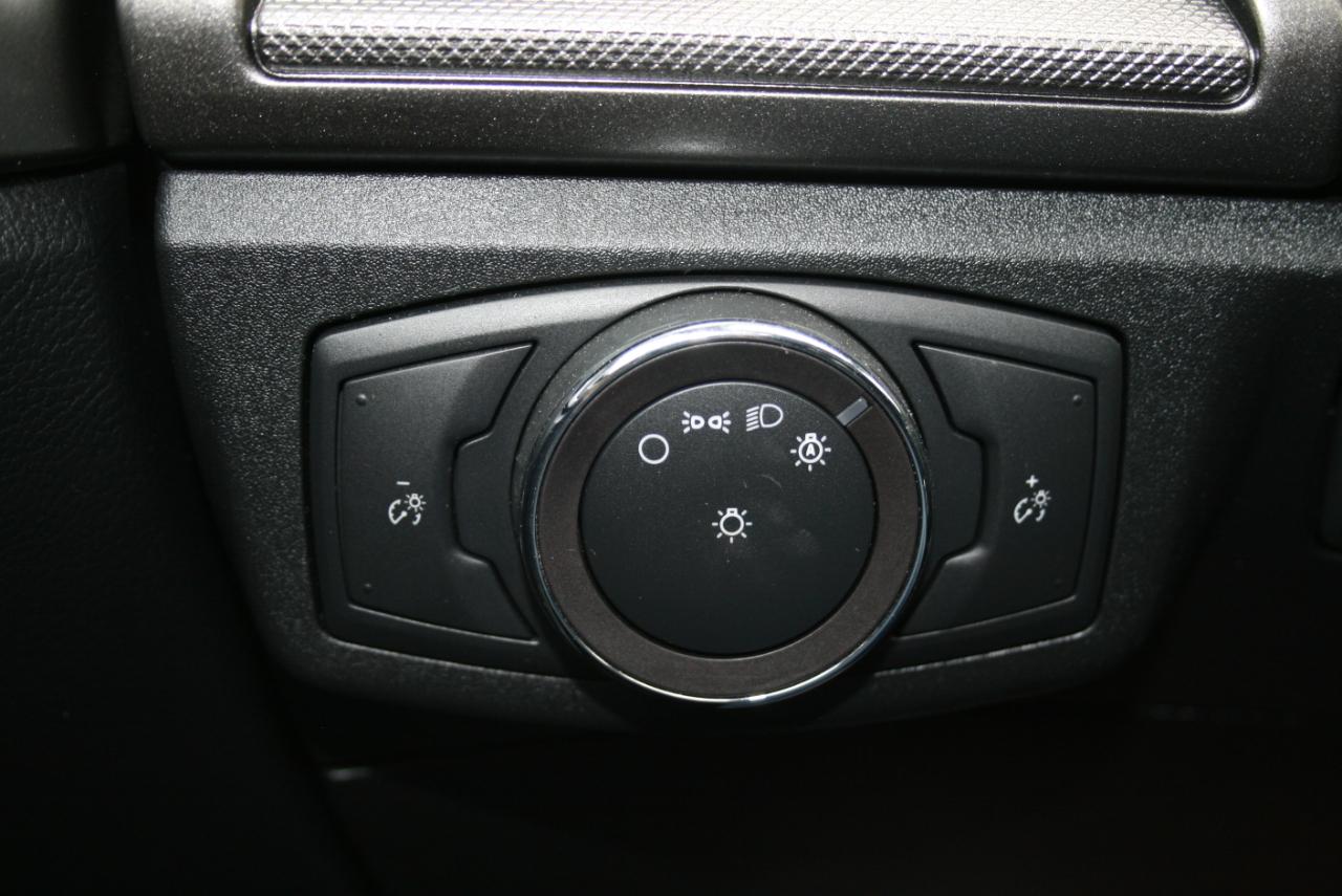 Ford Fusion Hybrid SE 2019