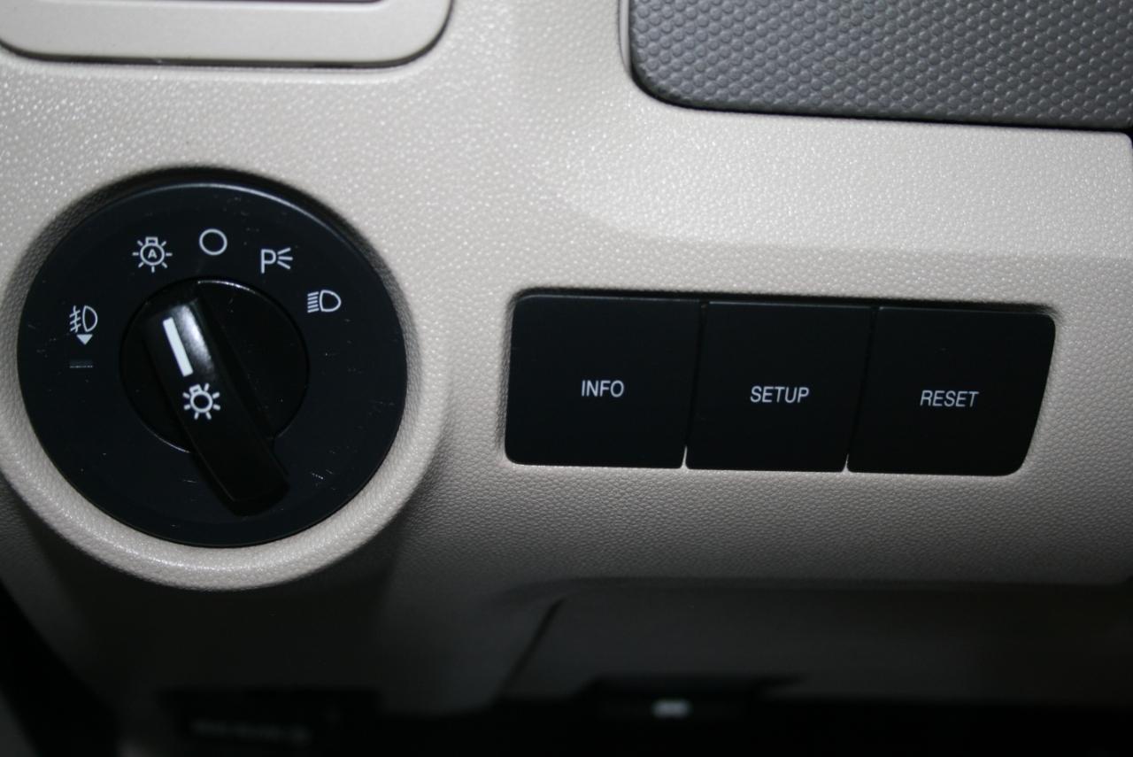 Ford Escape Hybrid FWD 2009