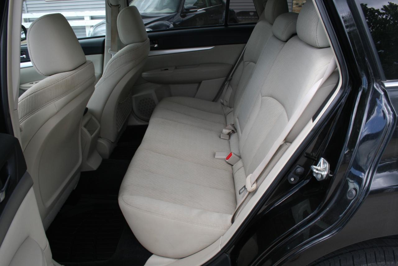 Subaru Outback 2.5i Premium 2010