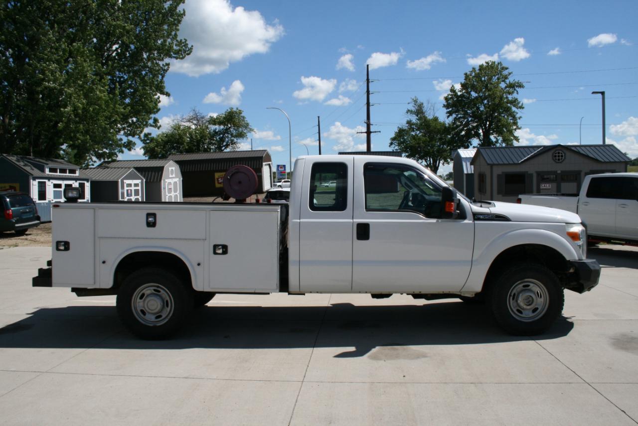 Ford F-350 SD XL SuperCab 4WD 2015