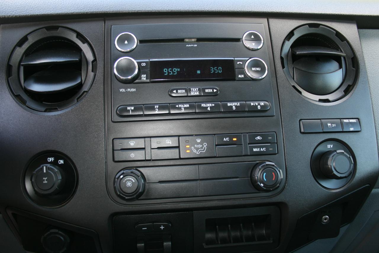 Ford F-350 SD XL SuperCab 4WD 2015