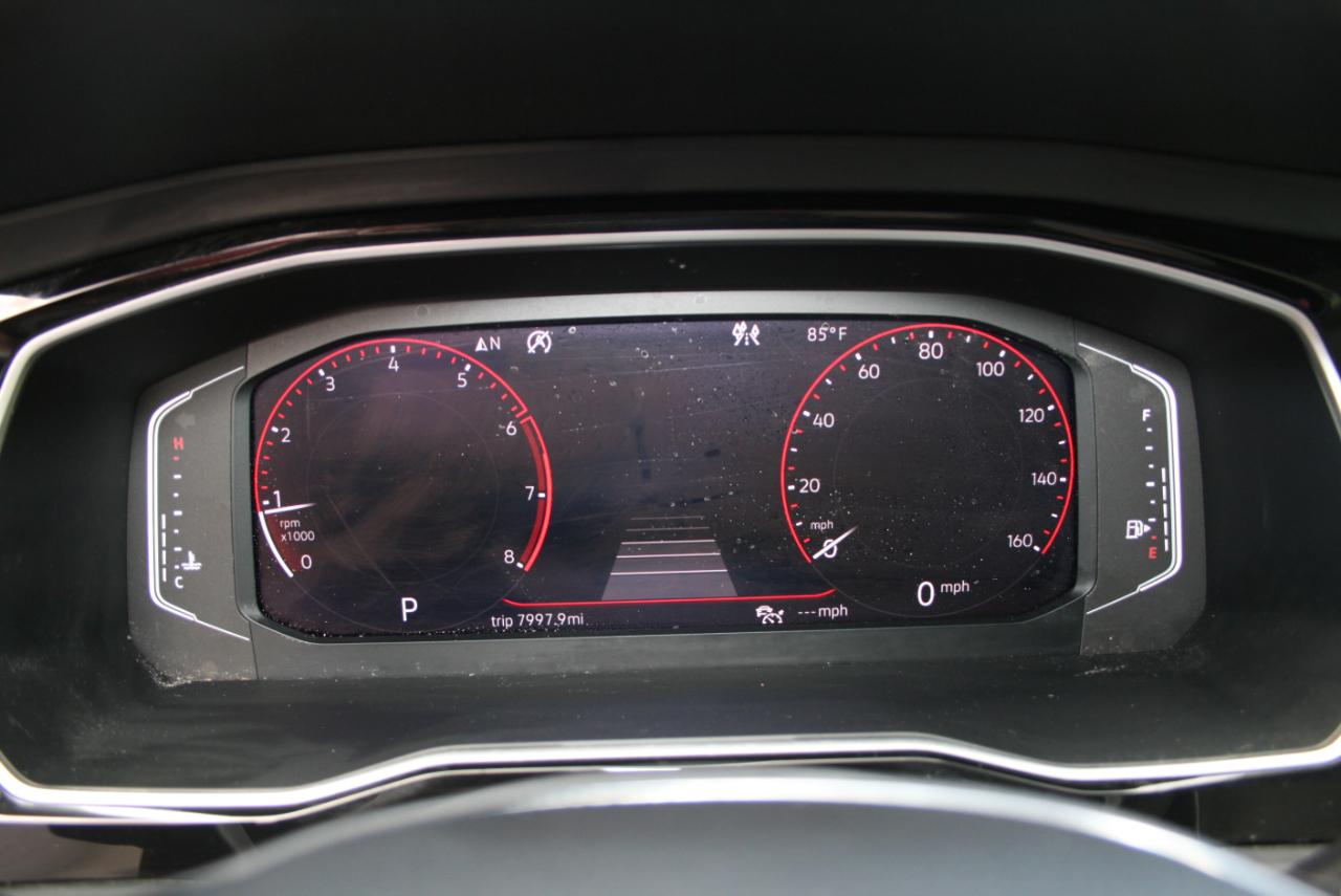 Volkswagen Jetta 1.4T SEL 8A 2020