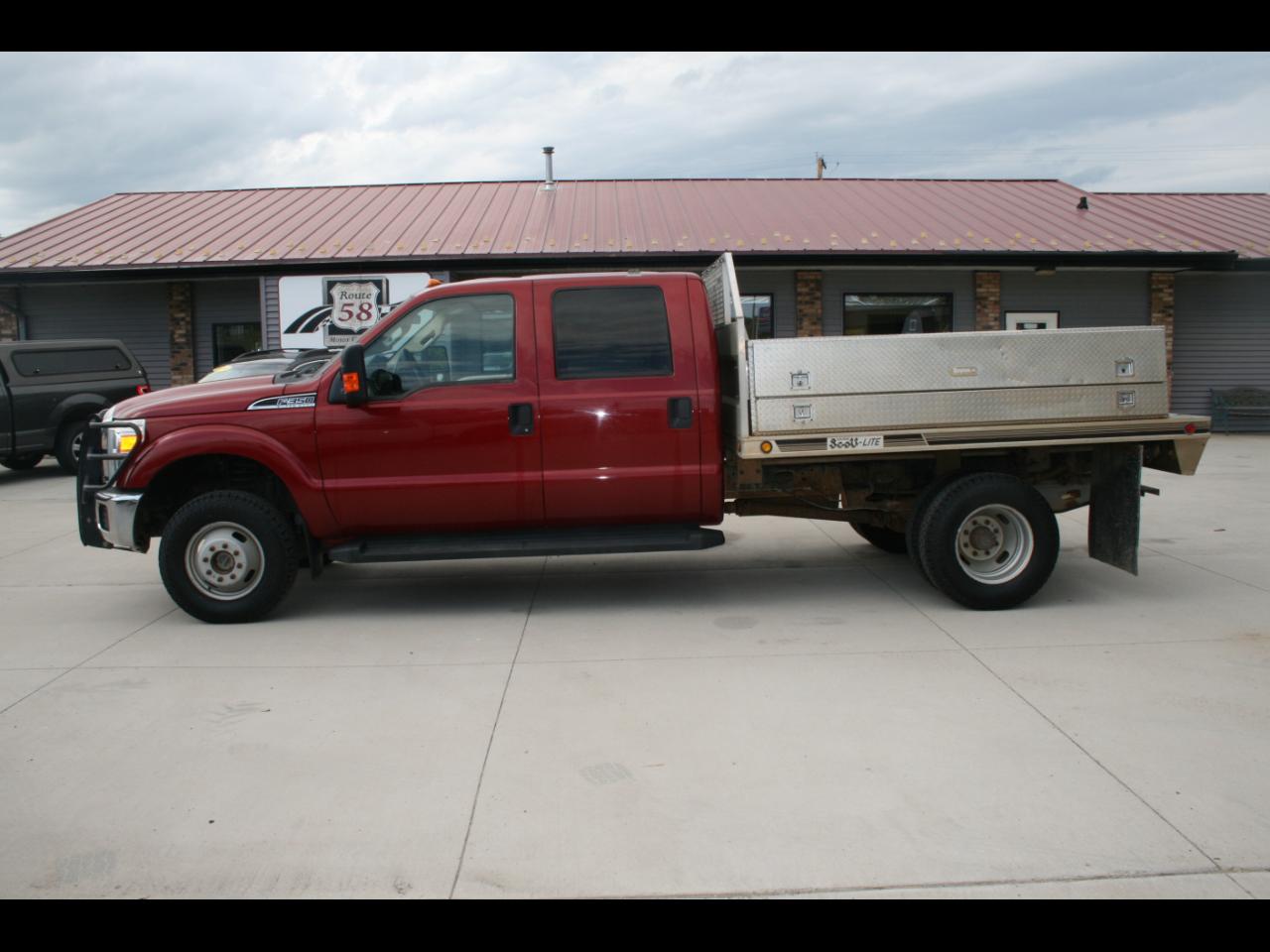 Ford F-350 SD XLT Crew Cab Short Bed 4WD DRW 2014