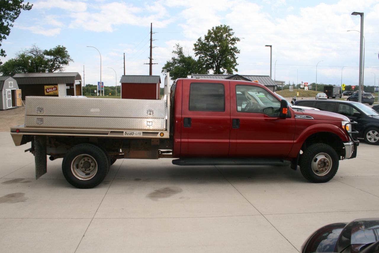Ford F-350 SD XLT Crew Cab Short Bed 4WD DRW 2014