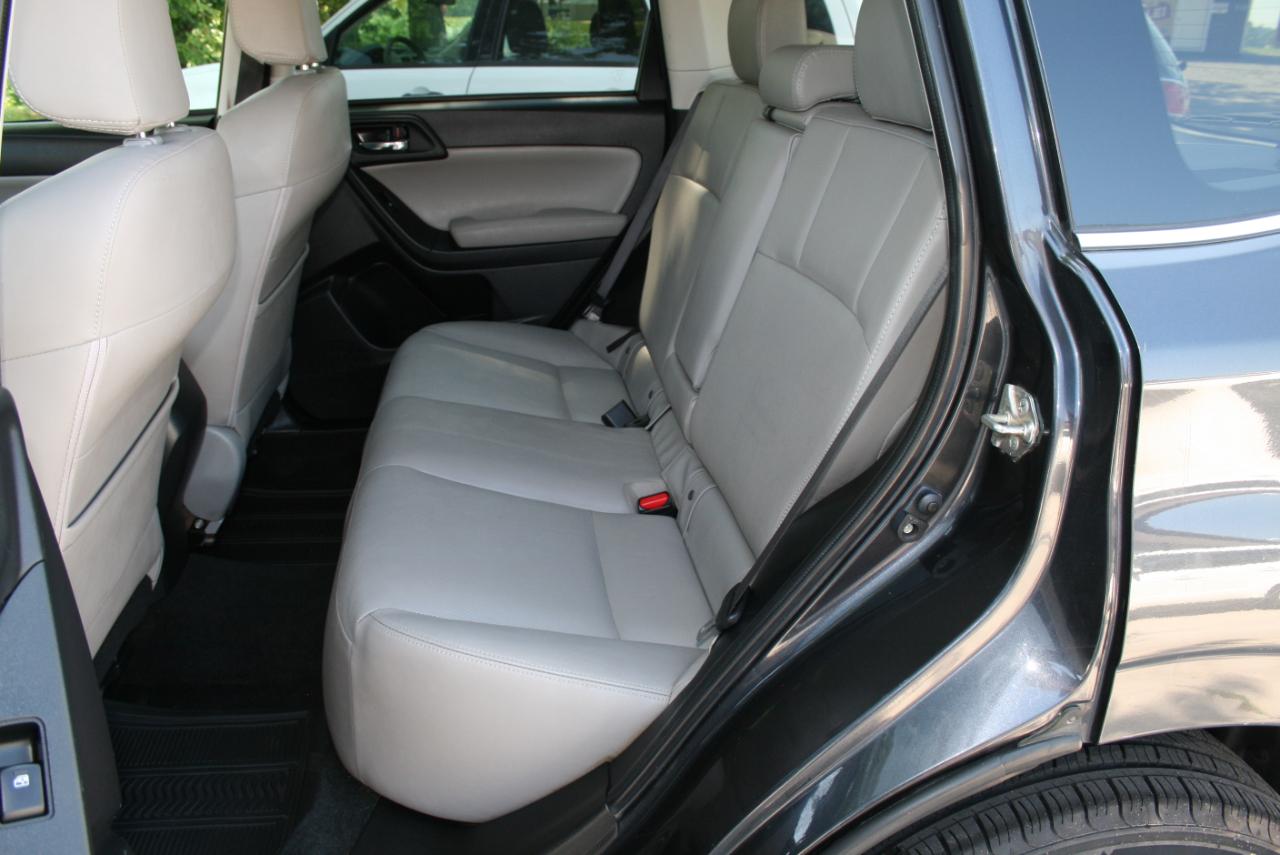 Subaru Forester 2.5i Limited 2015