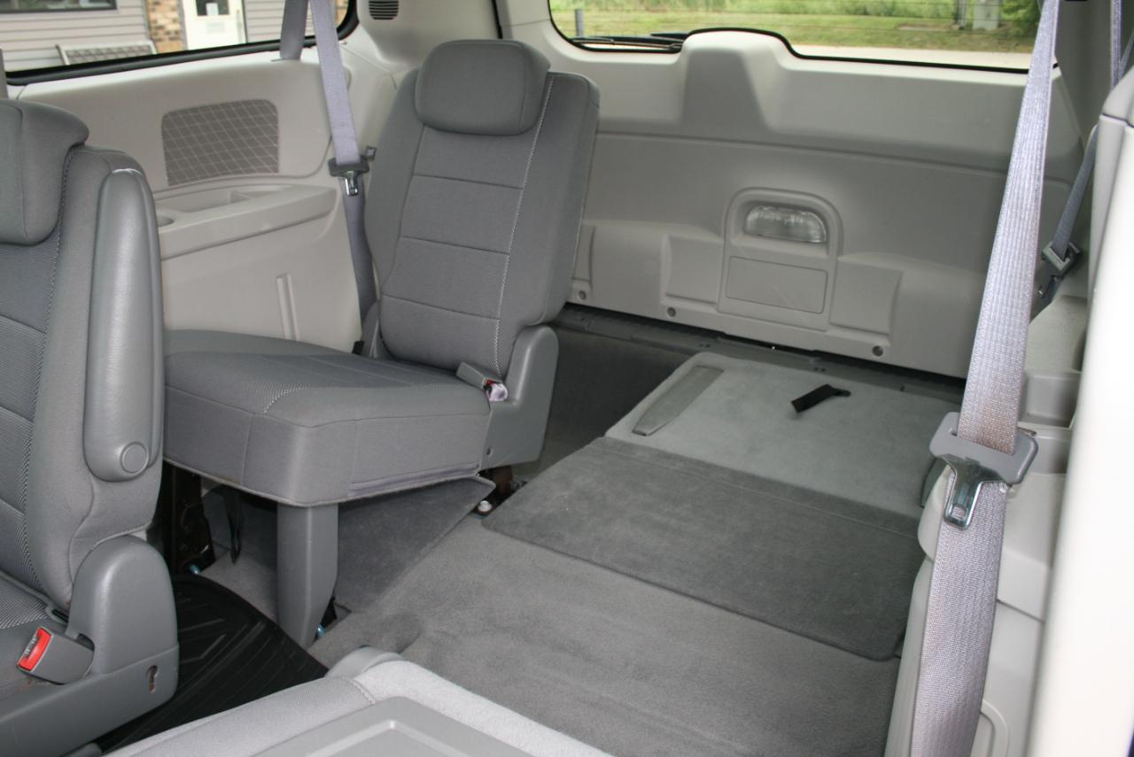 Dodge Grand Caravan SE 2009