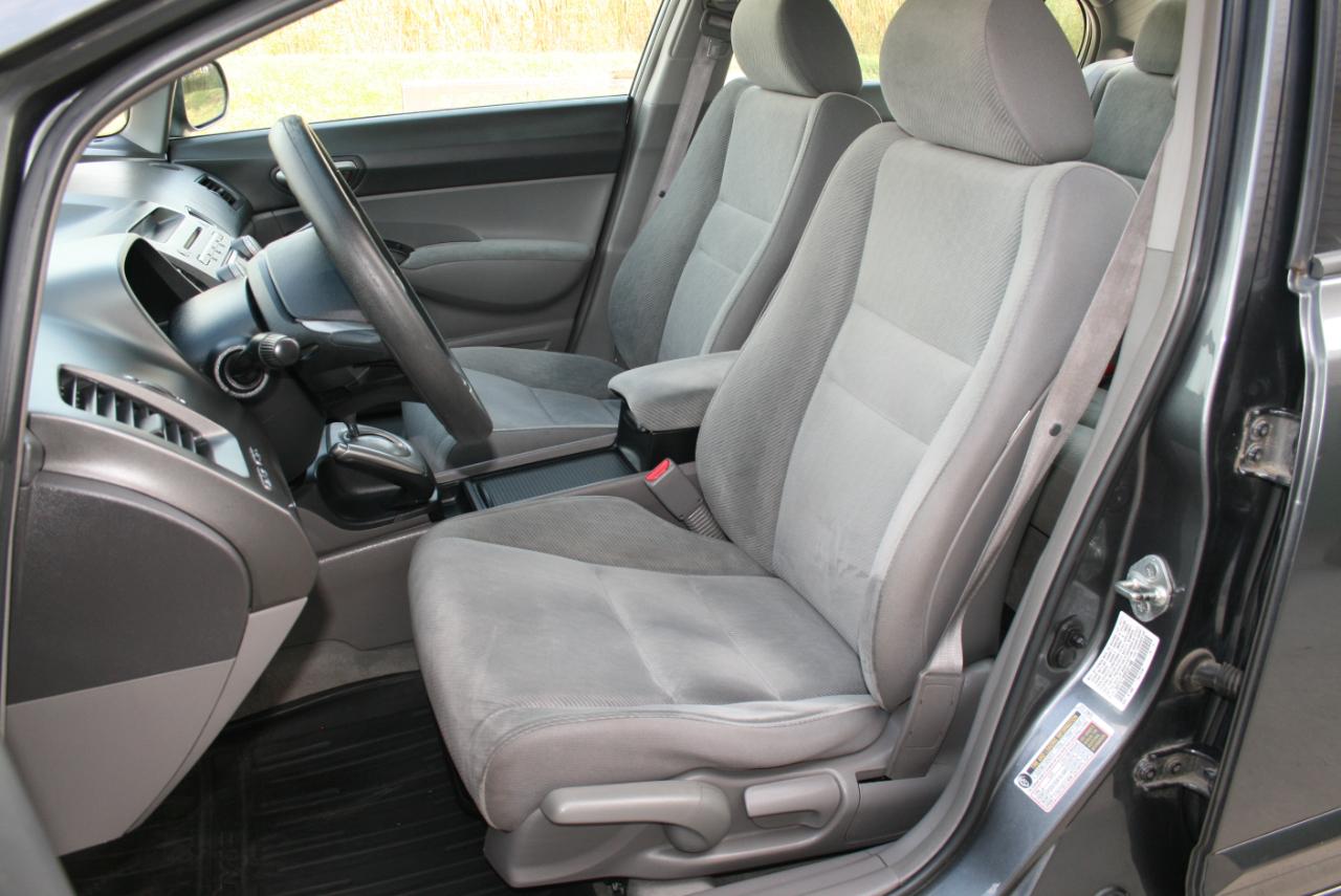 2011 Honda Civic LX - Photo 6