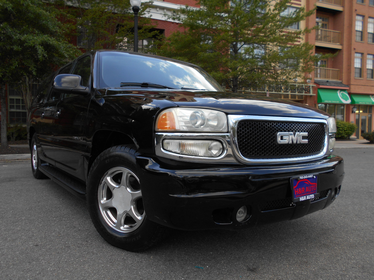 Used 2001 GMC Yukon XL Denali 4dr 1500 AWD for Sale in Arlington VA 22201 H&R Auto