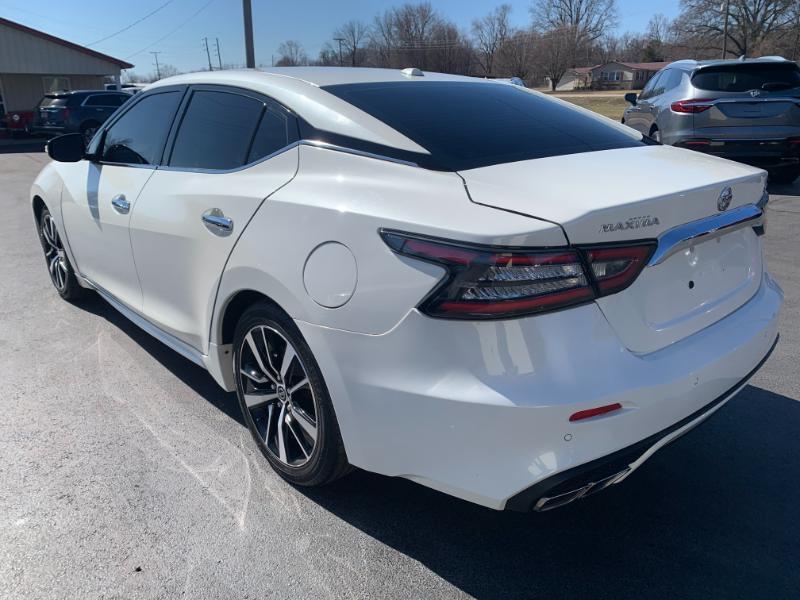 Nissan Maxima 3.5 SV 2022