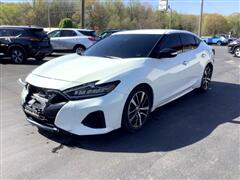2022 Nissan Maxima 