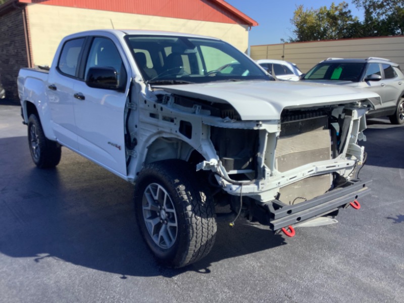 GMC Canyon AT4 Crew Cab w/Cloth 4WD 2022 GMC Canyon AT4 Crew Cab w/Cloth 4WD 2022