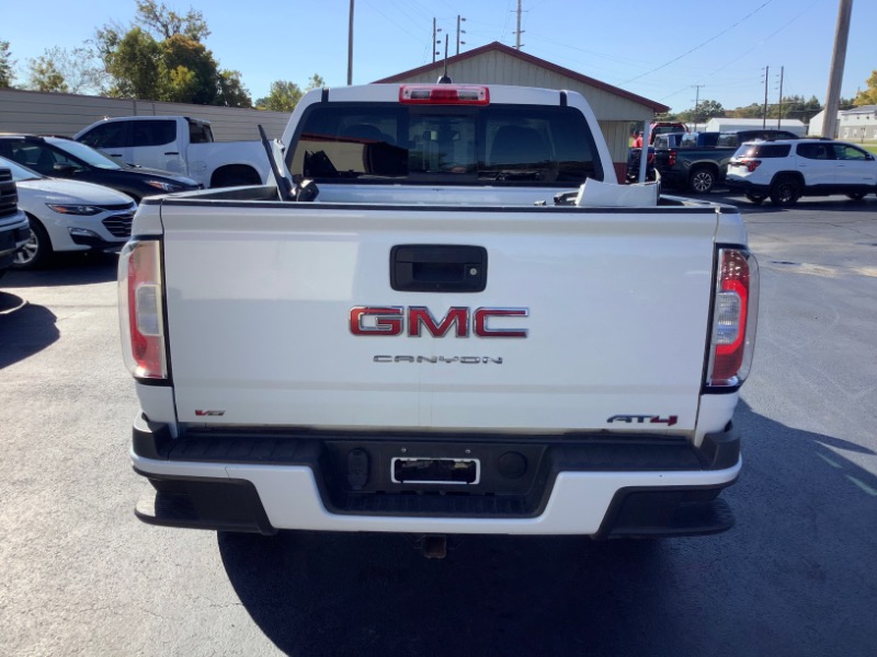 GMC Canyon AT4 Crew Cab w/Cloth 4WD 2022 GMC Canyon AT4 Crew Cab w/Cloth 4WD 2022