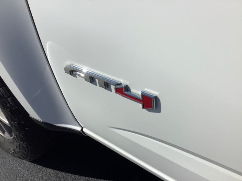 GMC Canyon AT4 Crew Cab w/Cloth 4WD 2022 GMC Canyon AT4 Crew Cab w/Cloth 4WD 2022