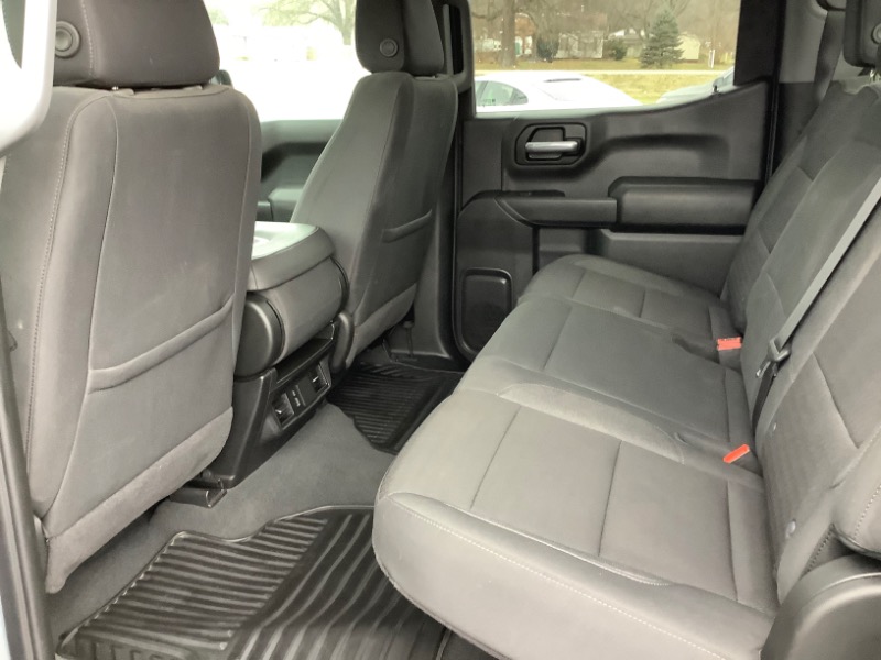 Chevrolet Silverado 1500 Trail Boss Custom Crew Cab 4WD 2025