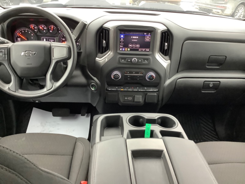 Chevrolet Silverado 1500 Trail Boss Custom Crew Cab 4WD 2025