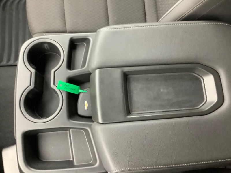 Chevrolet Silverado 1500 Trail Boss Custom Crew Cab 4WD 2025