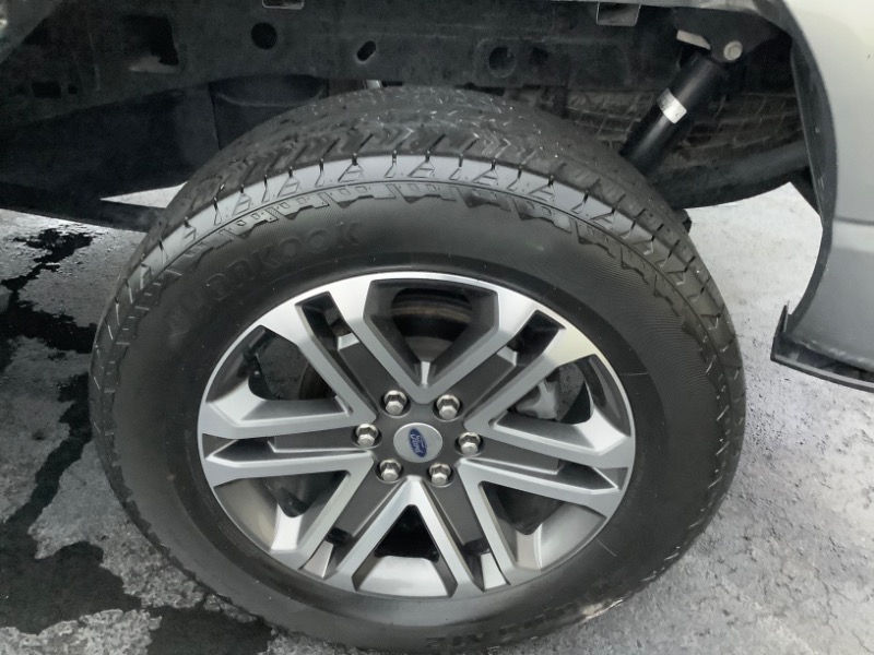 Ford F-150 XL SuperCrew 5.5-ft. Bed 4WD 2022