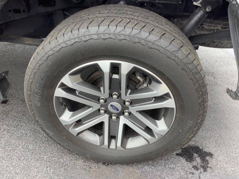 Ford F-150 XL SuperCrew 5.5-ft. Bed 4WD 2022