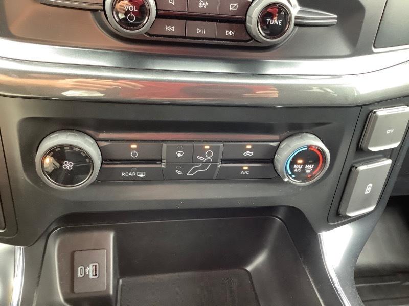 Ford F-150 XL SuperCrew 5.5-ft. Bed 4WD 2022