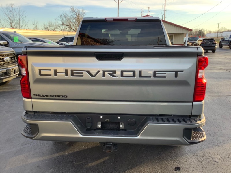 Chevrolet Silverado 1500 Custom Crew Cab 4WD 2023