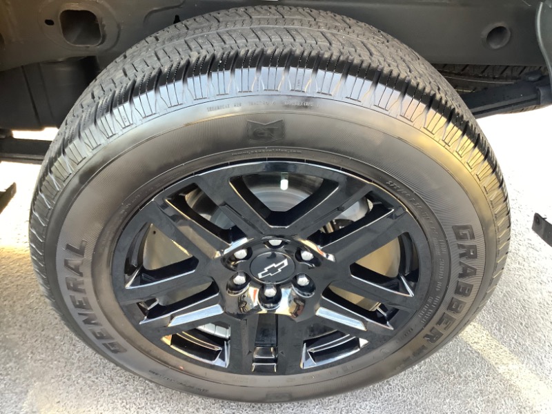 Chevrolet Silverado 1500 Custom Crew Cab 4WD 2023