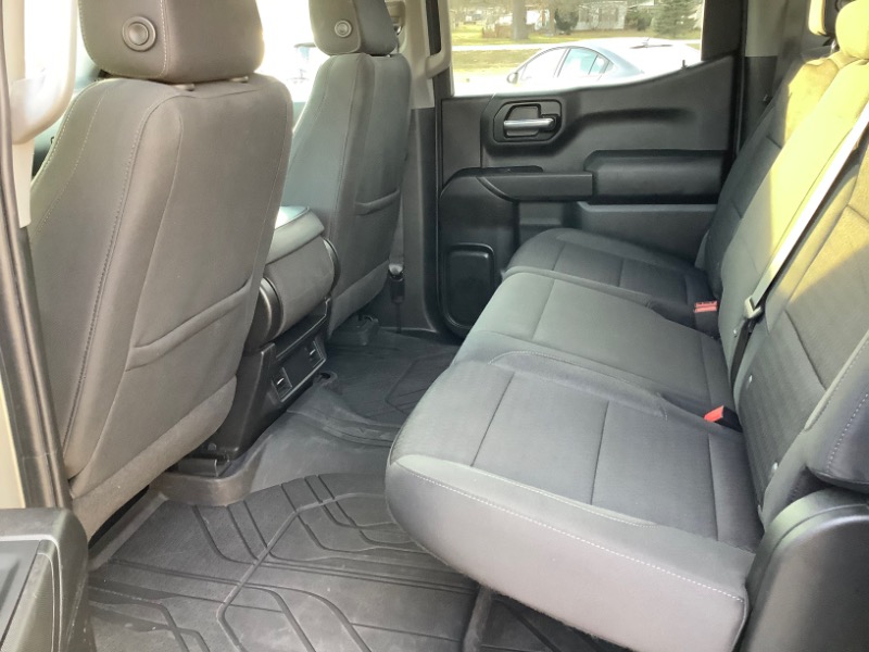 Chevrolet Silverado 1500 Custom Crew Cab 4WD 2023