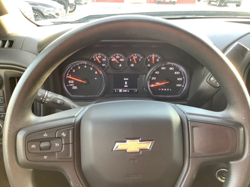 Chevrolet Silverado 1500 Custom Crew Cab 4WD 2023