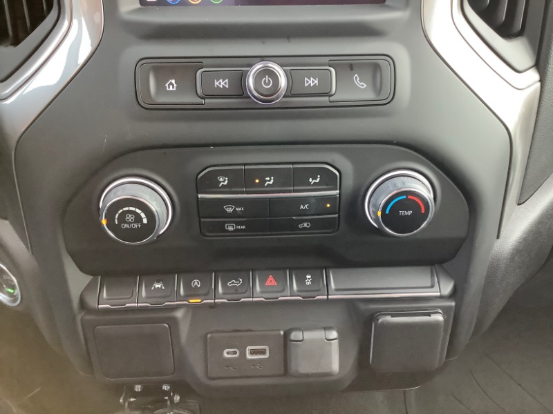 Chevrolet Silverado 1500 Custom Crew Cab 4WD 2023