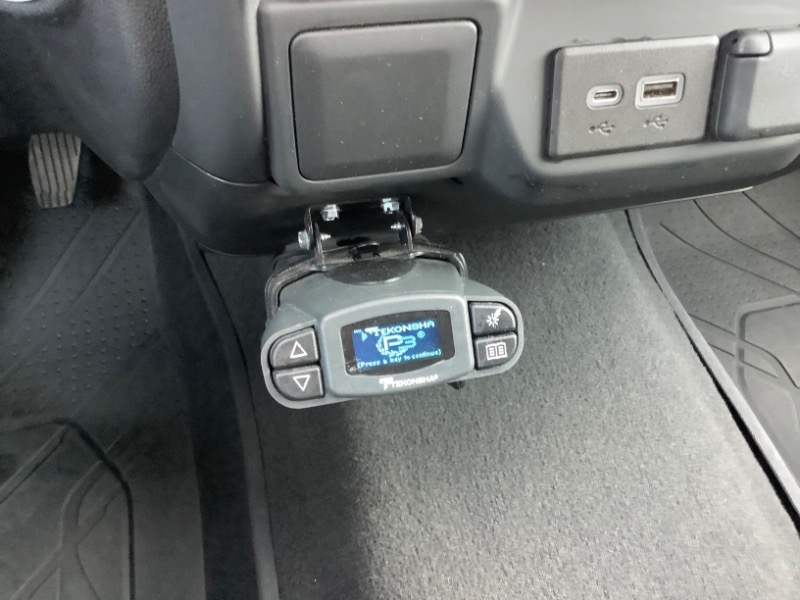 Chevrolet Silverado 1500 Custom Crew Cab 4WD 2023