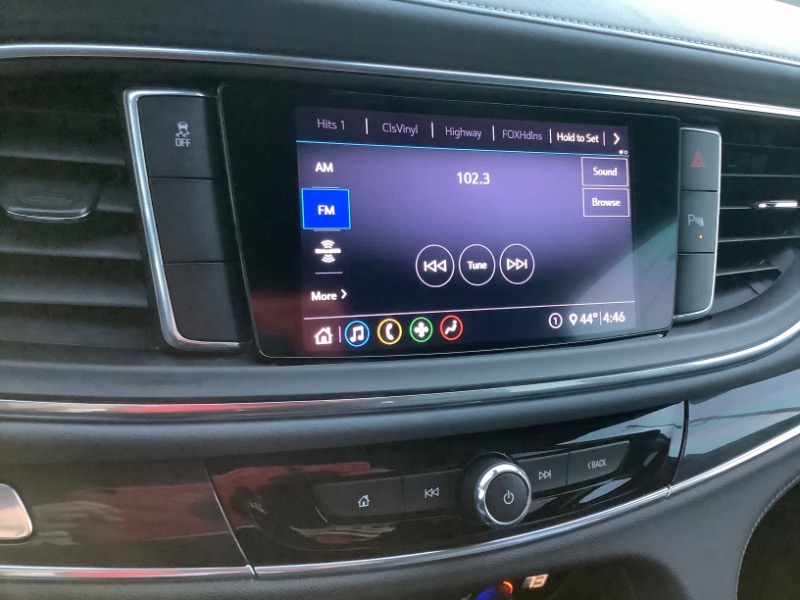 Buick Enclave Essence FWD 2020