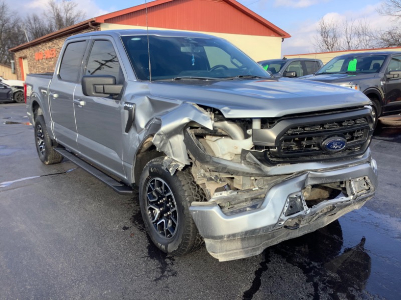 Ford F-150 XLT SuperCrew 5.5-ft. Bed 4WD 2023