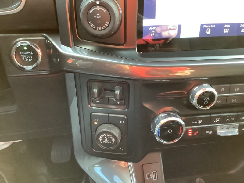 Ford F-150 XLT SuperCrew 5.5-ft. Bed 4WD 2023