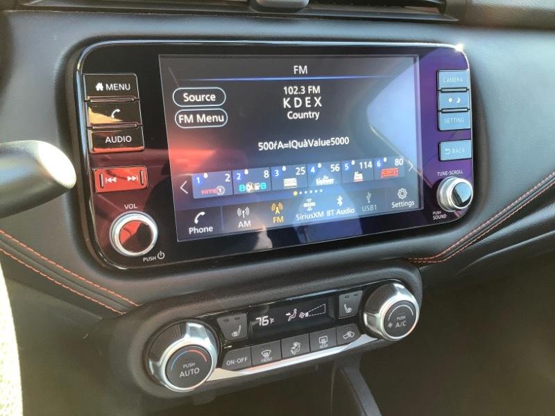 Nissan Versa SR 2023