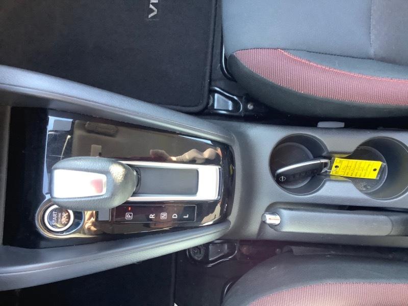 Nissan Versa SR 2023