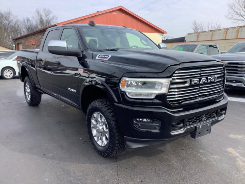 RAM 2500 Laramie Crew Cab SWB 4WD 2022
