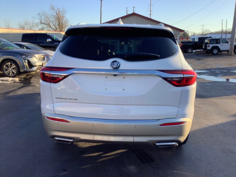 Buick Enclave Essence FWD 2021