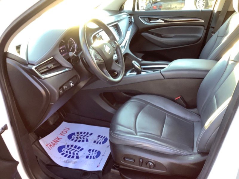 Buick Enclave Essence FWD 2021