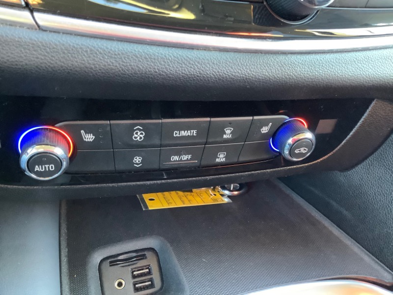 Buick Enclave Essence FWD 2021