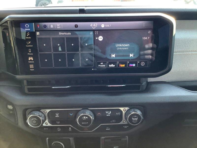 Jeep Wrangler Sport 2024