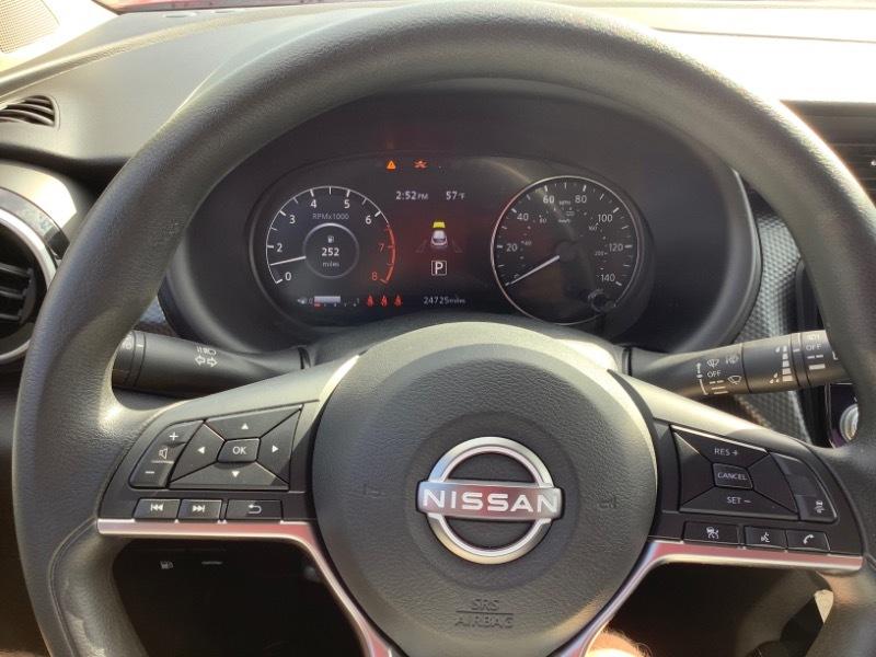 Nissan Kicks SV 2024