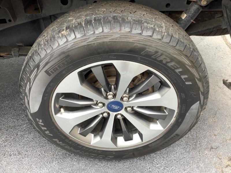 Ford F-150 XL SuperCrew 5.5-ft. Bed 4WD 2019