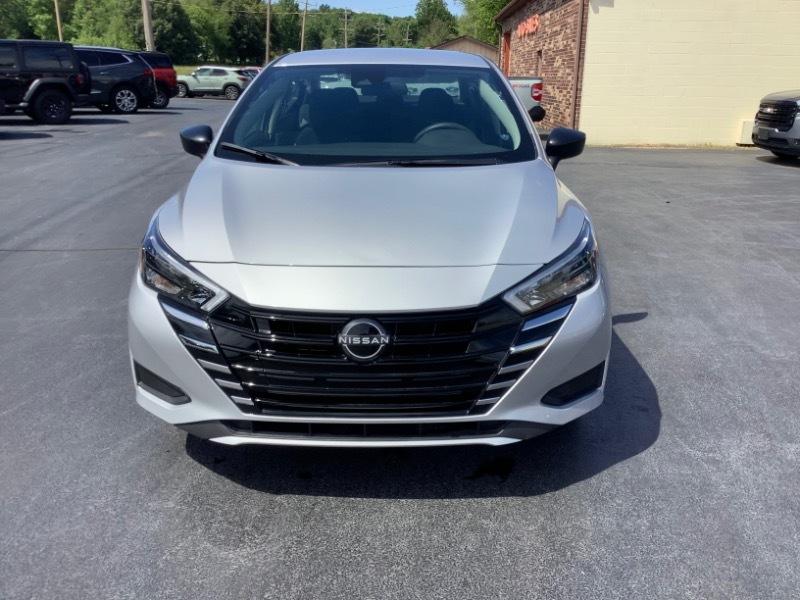 Nissan Versa S CVT 2025