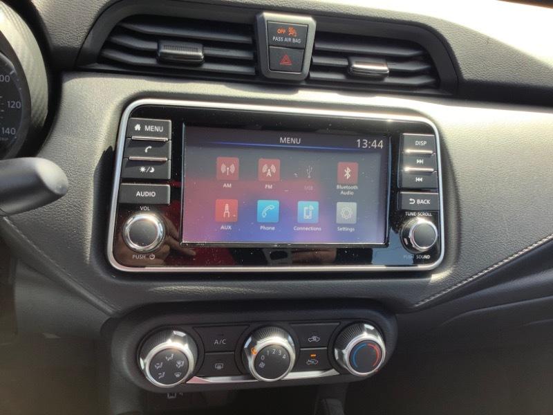 Nissan Versa S CVT 2025