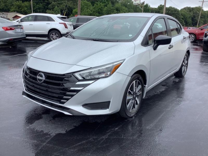 Nissan Versa S CVT 2025