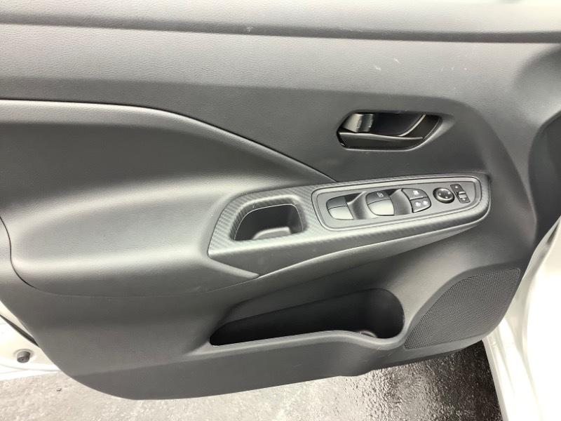 Nissan Versa S CVT 2025
