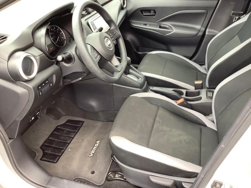 Nissan Versa S CVT 2025