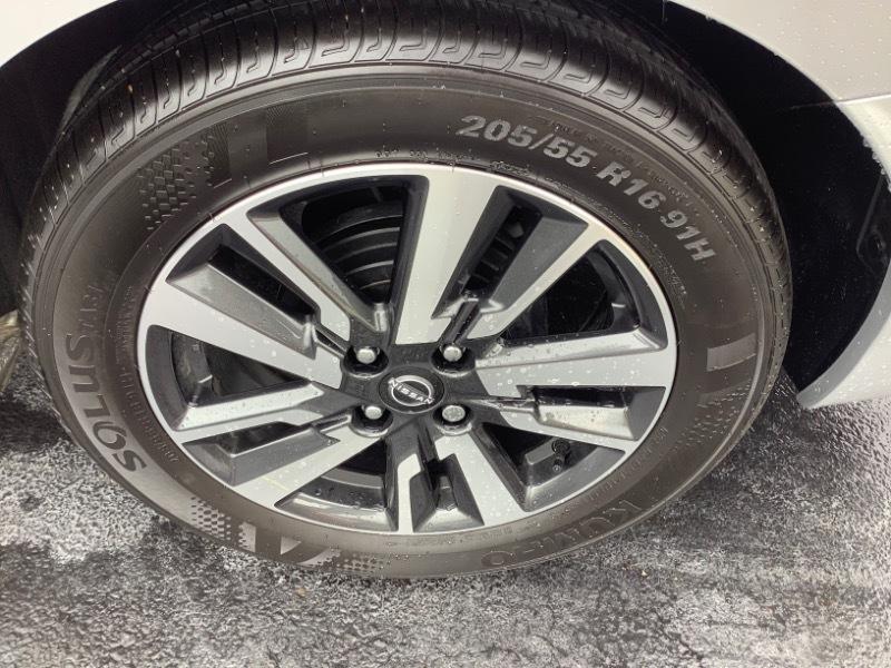 Nissan Versa S CVT 2025