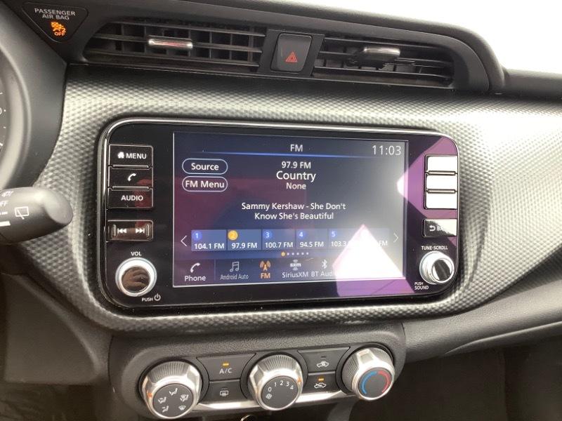 Nissan Kicks SV 2024