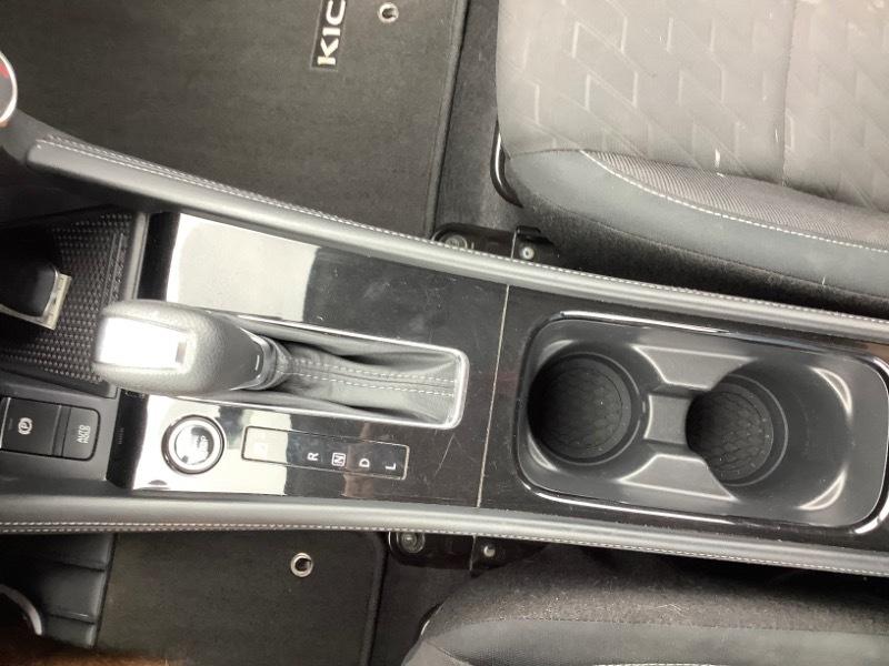Nissan Kicks SV 2024