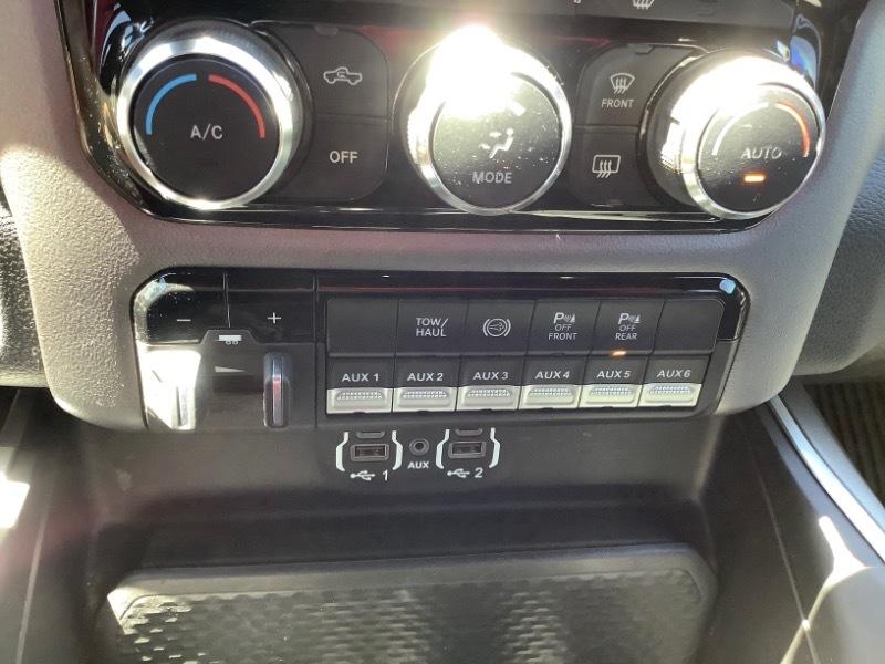 RAM 2500 Tradesman Crew Cab SWB 4WD 2022